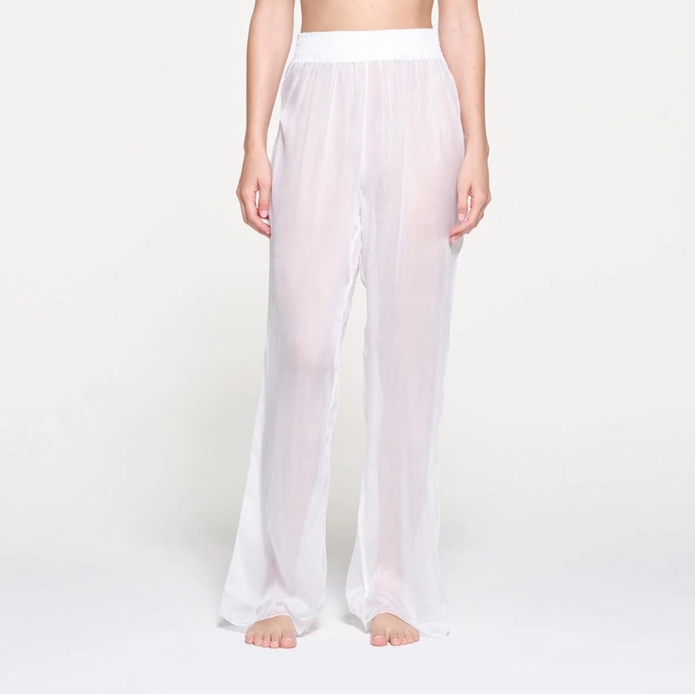 SKIMS Smocked Romance Pant - White